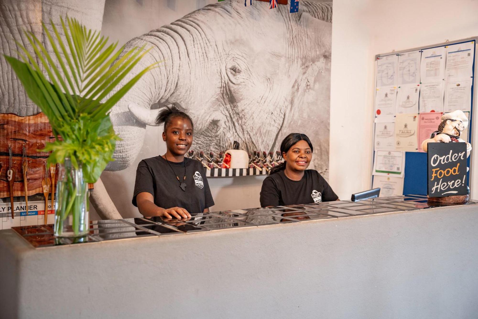 Victoria Falls Backpackers Zambia Livingstone Ngoại thất bức ảnh